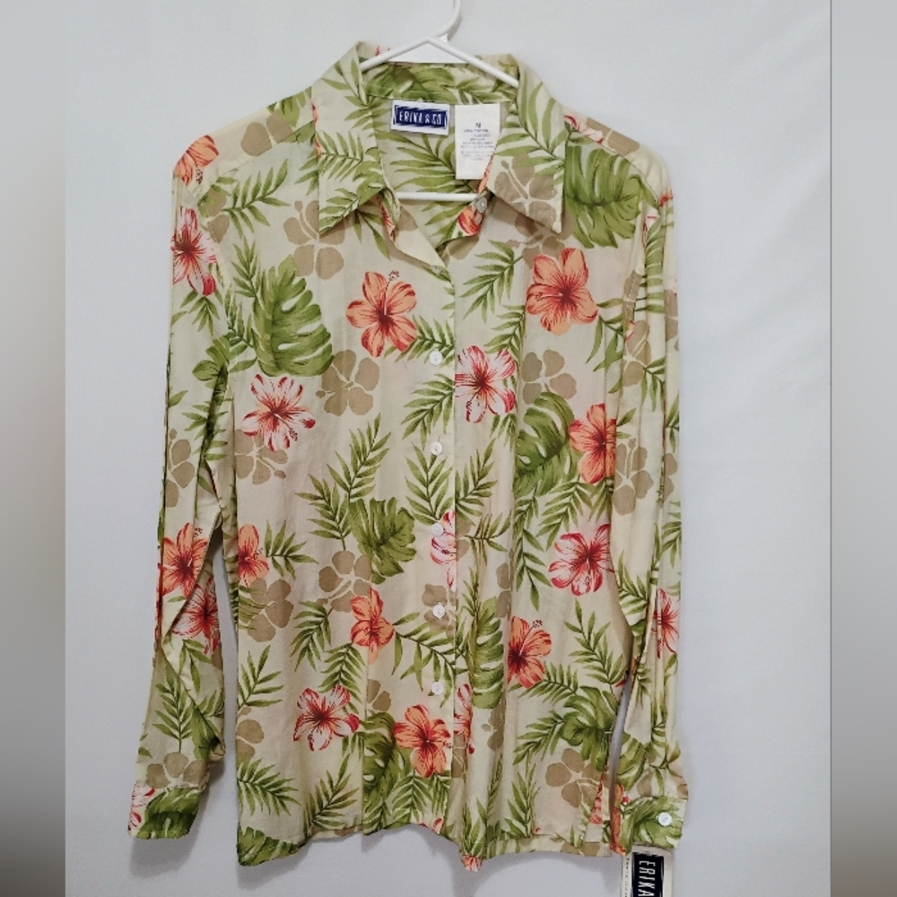 NWT Erika and Co 100% Cotton Pastel Floral Blouse Button Women's Size L